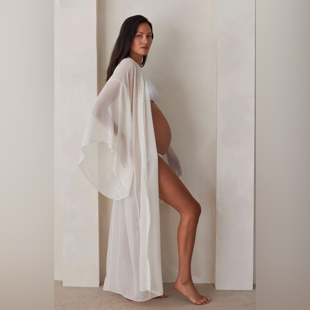 NWT - Bumpsuit Kimono In Ivory